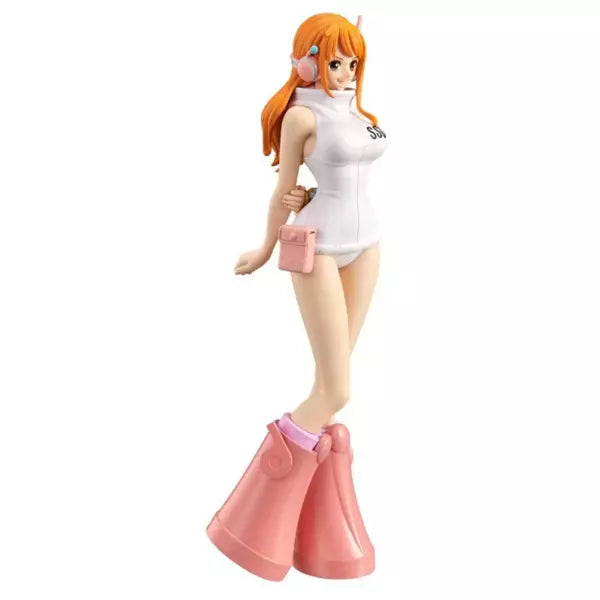 Figura Nami One Piece DXF Grandline Series Egghead - vista lateral