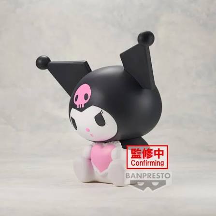 Figura Sofvimates Kuromi Sanrio Banpresto - vista lateral