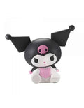 Figura Sofvimates Kuromi Sanrio Banpresto - vista frontal con corazón