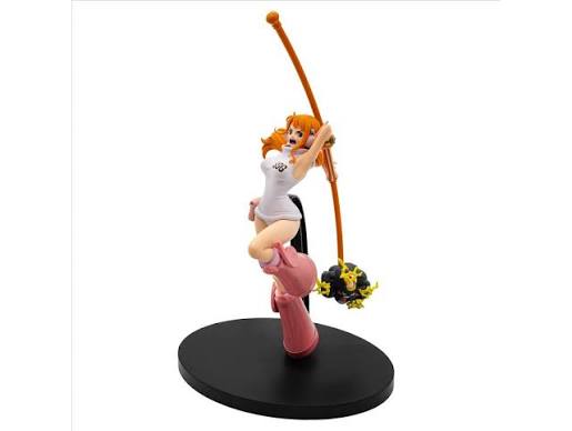 Figura Nami Battle Record Collection One Piece Banpresto - vista lateral